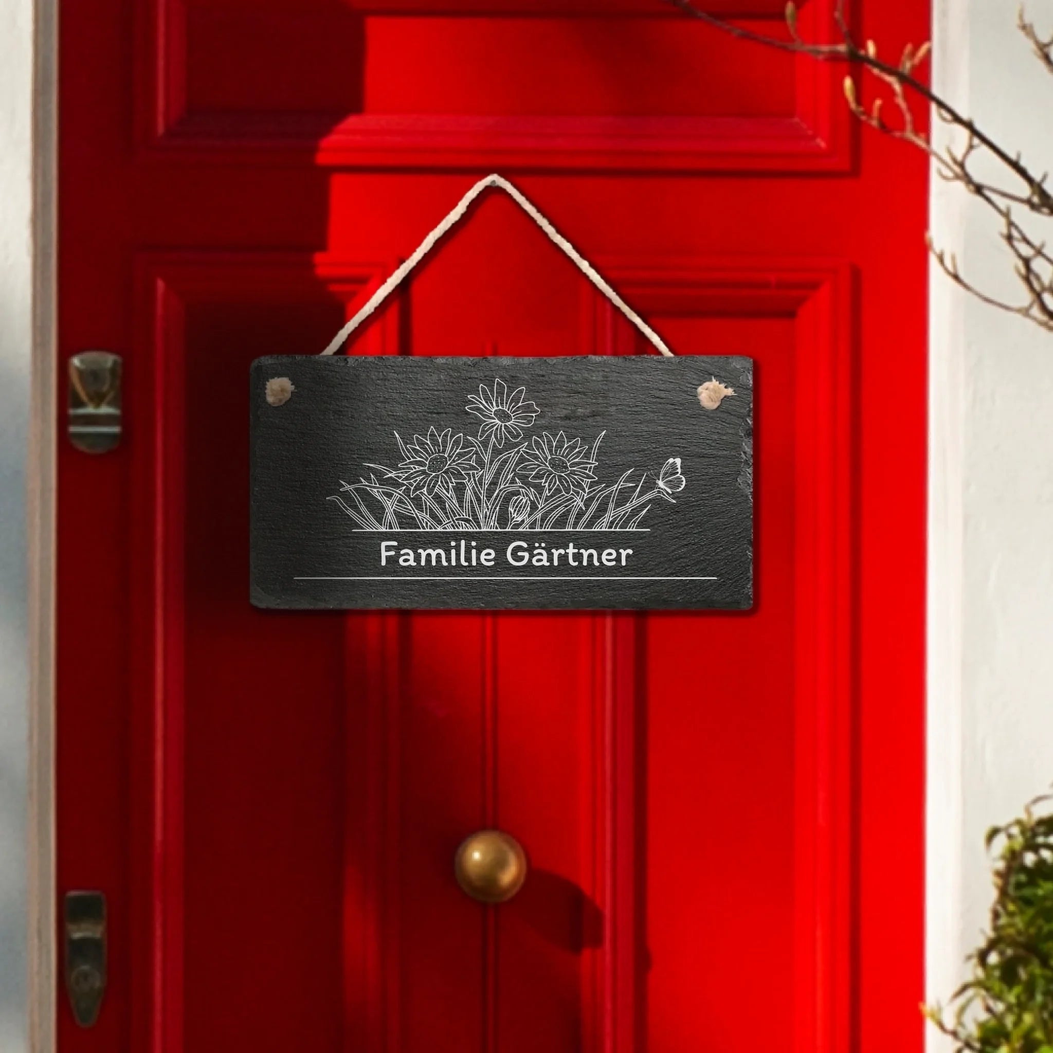 Haustürschild aus Schiefer im Blumen-Design, lasergraviert und personalisiert mit Name