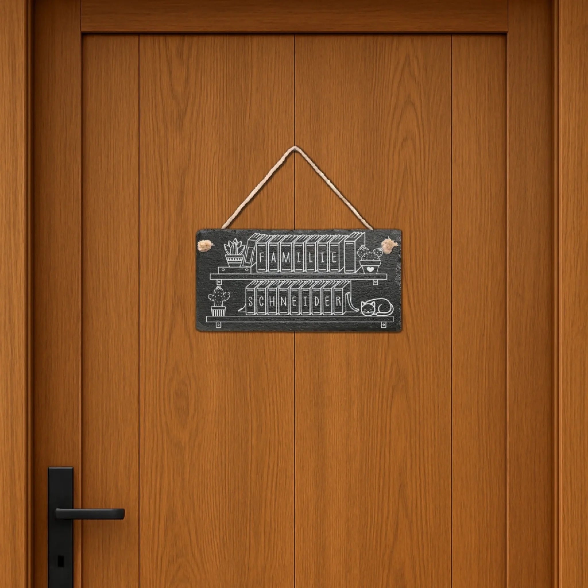 Personalisierte Schiefertafel als Willkommensschild für die Haustür, Bücherdesign „Familienbibliothek“, mit Kordel