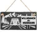 Personalisierte Schiefertafel mit Offroad-Motiv, Geländewagen, Bergen und Wunschname als Willkommensschild
