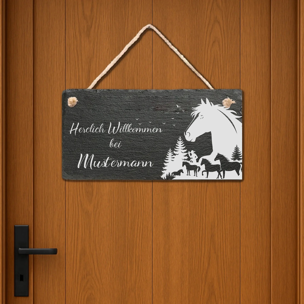 Personalisierte Haustürtafel aus Schiefer mit Pferdemotiv, Waldszene, Größe 30 x 15 cm und Kordel
