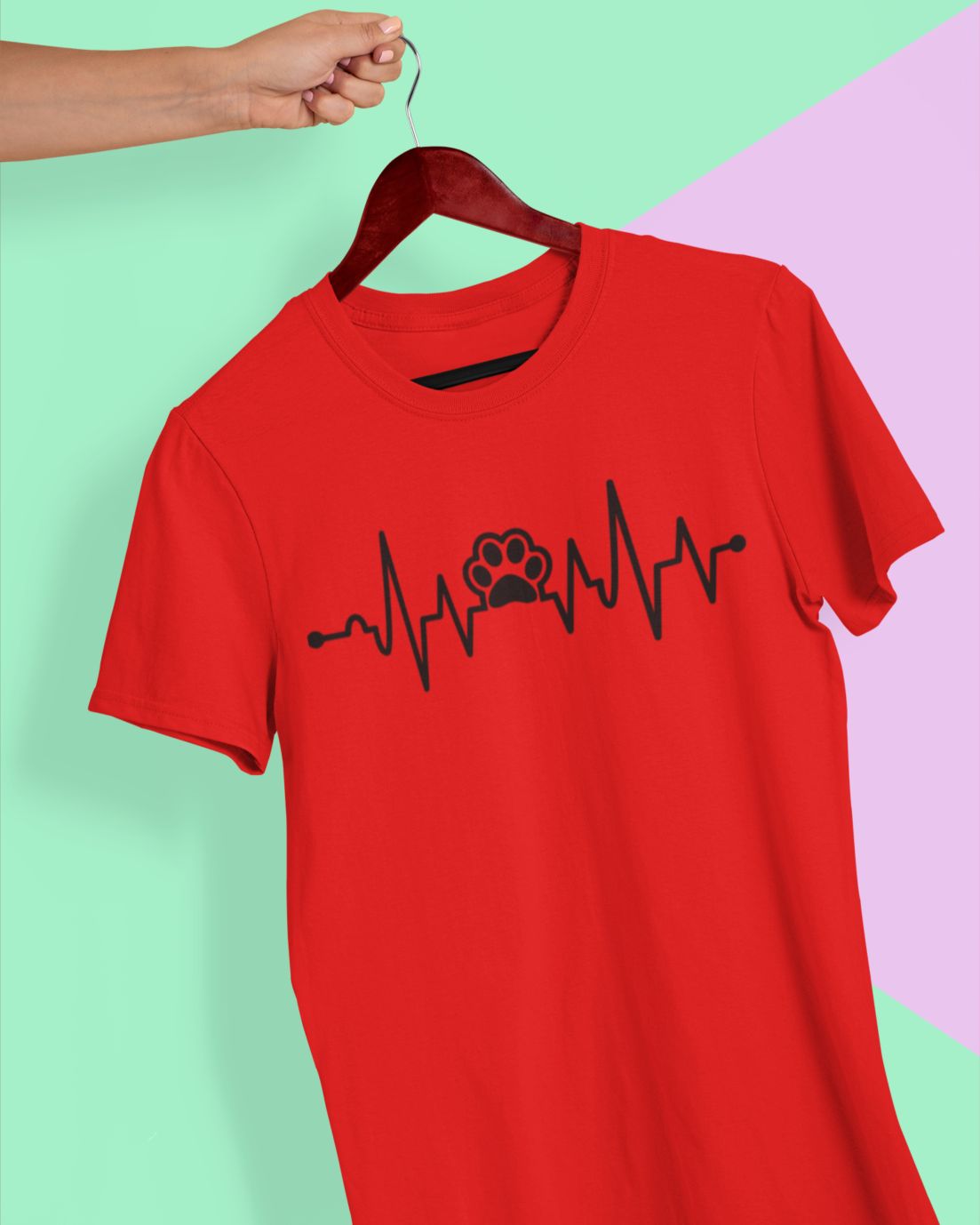 Pfotenherzschlag: Ein T-Shirt-Design für Hundefreunde mit Liebe im Takt - Tonyshop - Pfotenherzschlag: Ein T-Shirt-Design für Hundefreunde mit Liebe im Takt
